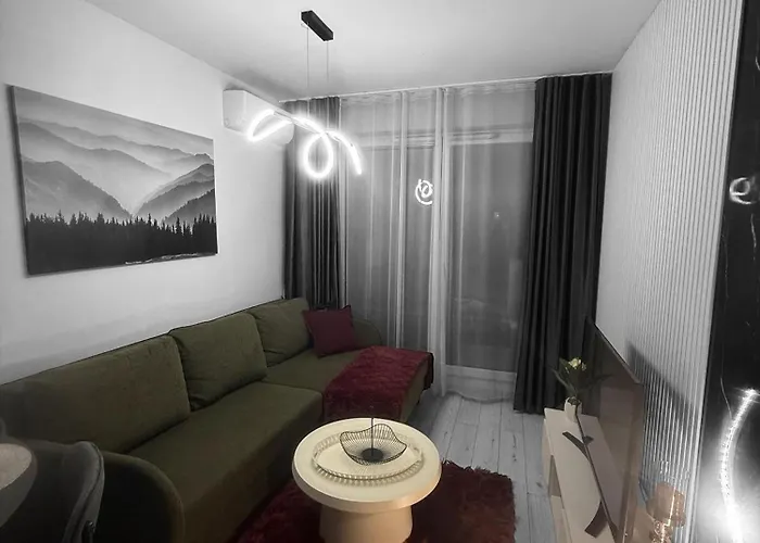 Apartment Podworcowa - Self Check-in 20h